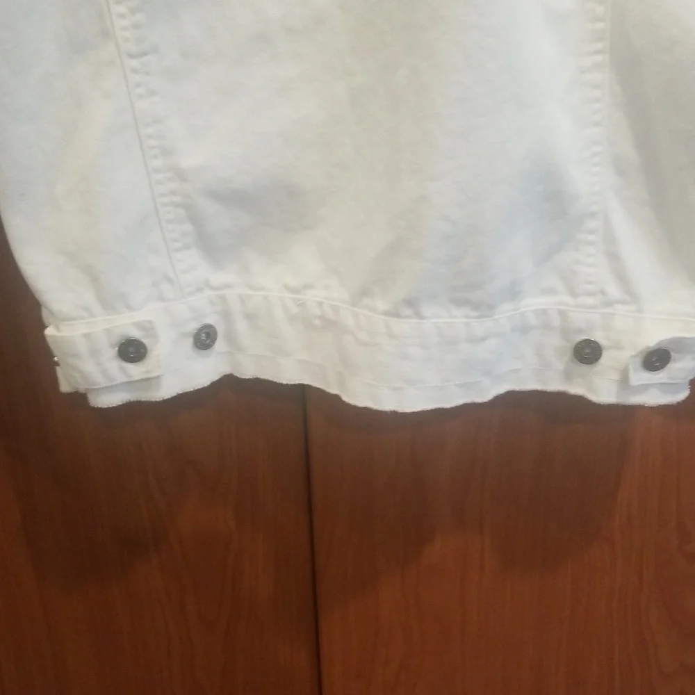 NWOT White Studded Denim Jean Jacket_4